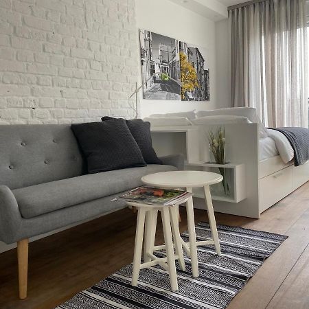 Enjoy B-52 Studio Belgrad Exteriör bild