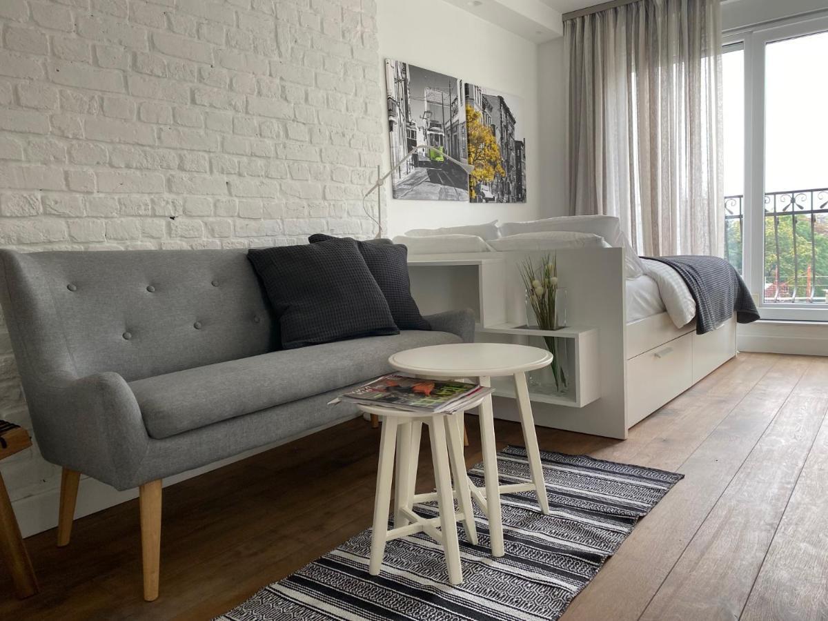 Enjoy B-52 Studio Belgrad Exteriör bild